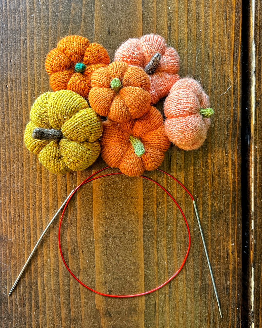Knitting in the Round with Magic Loop with Mariah Stanford (9/30/23 9:00 AM)
